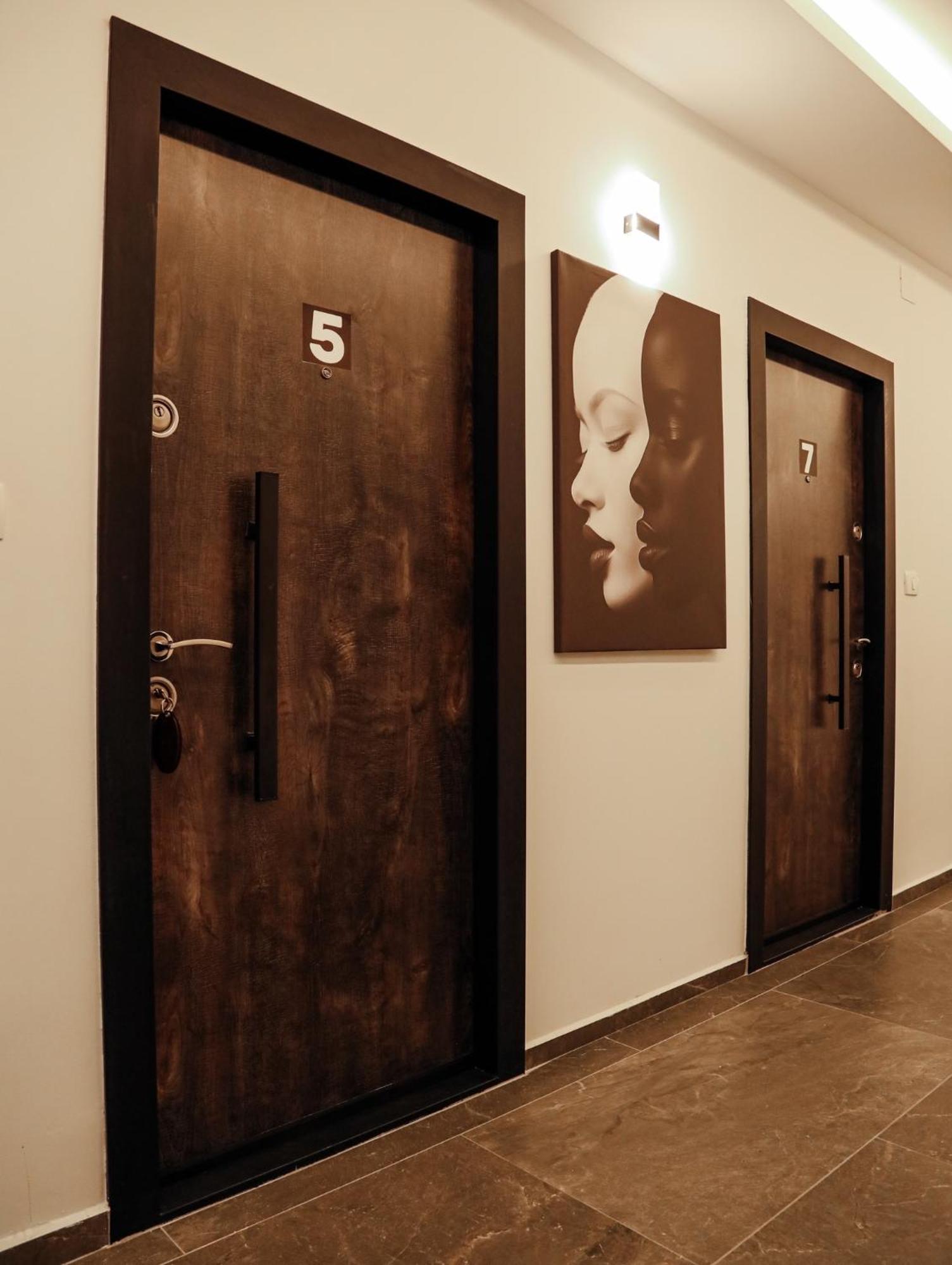 Hotel Europa 92 Ferizaj Bagian luar foto
