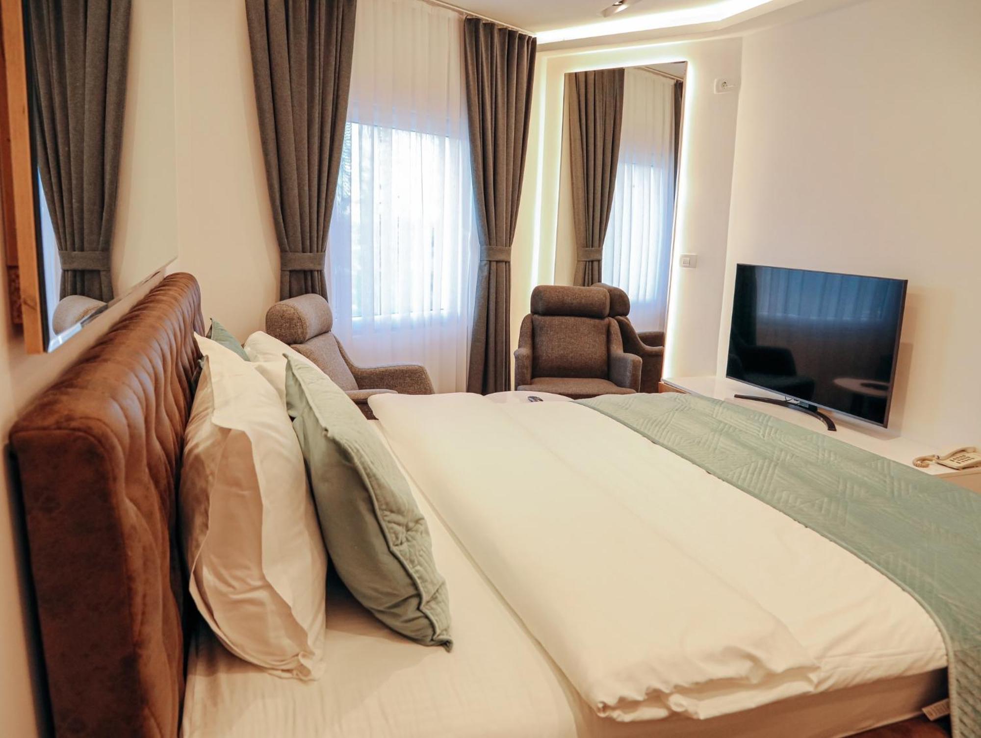 Hotel Europa 92 Ferizaj Bagian luar foto