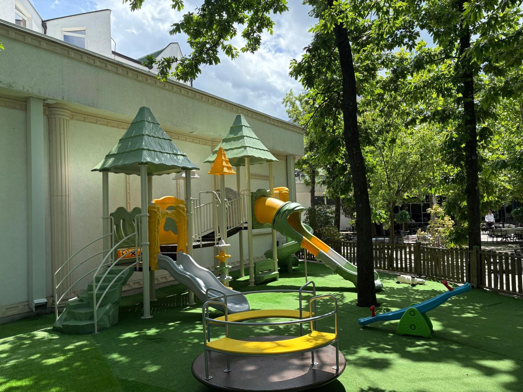 Hotel Europa 92 Ferizaj Bagian luar foto